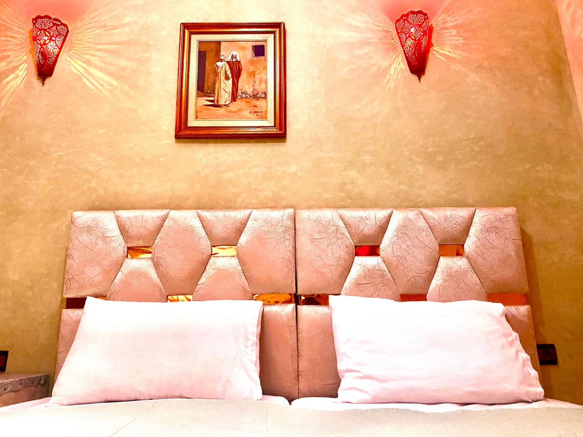 Riad Nezha Avec Jacuzzi Et 3 Piscines Au Coeur De Marrakesh Eksteriør bilde