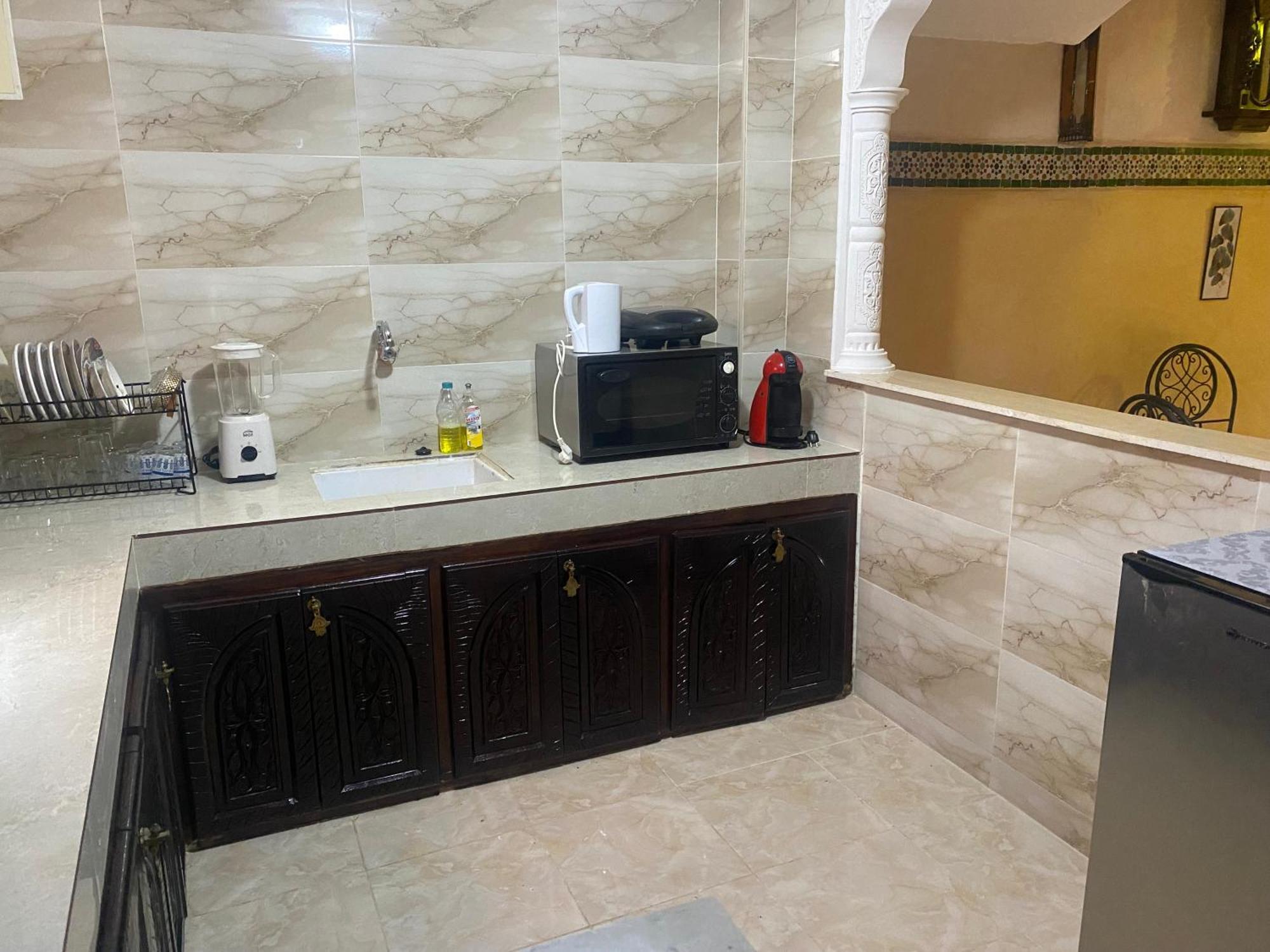 Riad Nezha Avec Jacuzzi Et 3 Piscines Au Coeur De Marrakesh Eksteriør bilde