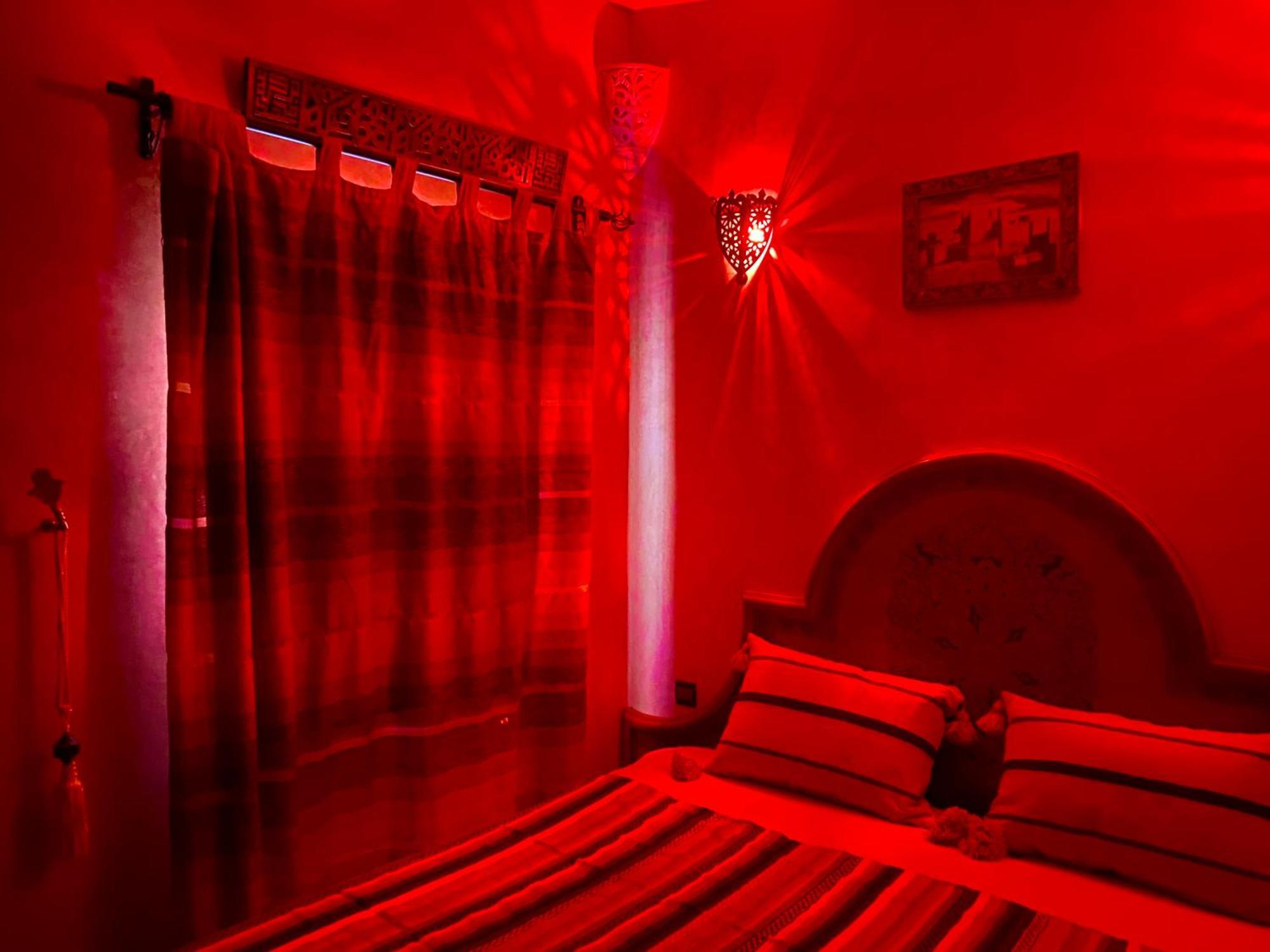 Riad Nezha Avec Jacuzzi Et 3 Piscines Au Coeur De Marrakesh Eksteriør bilde