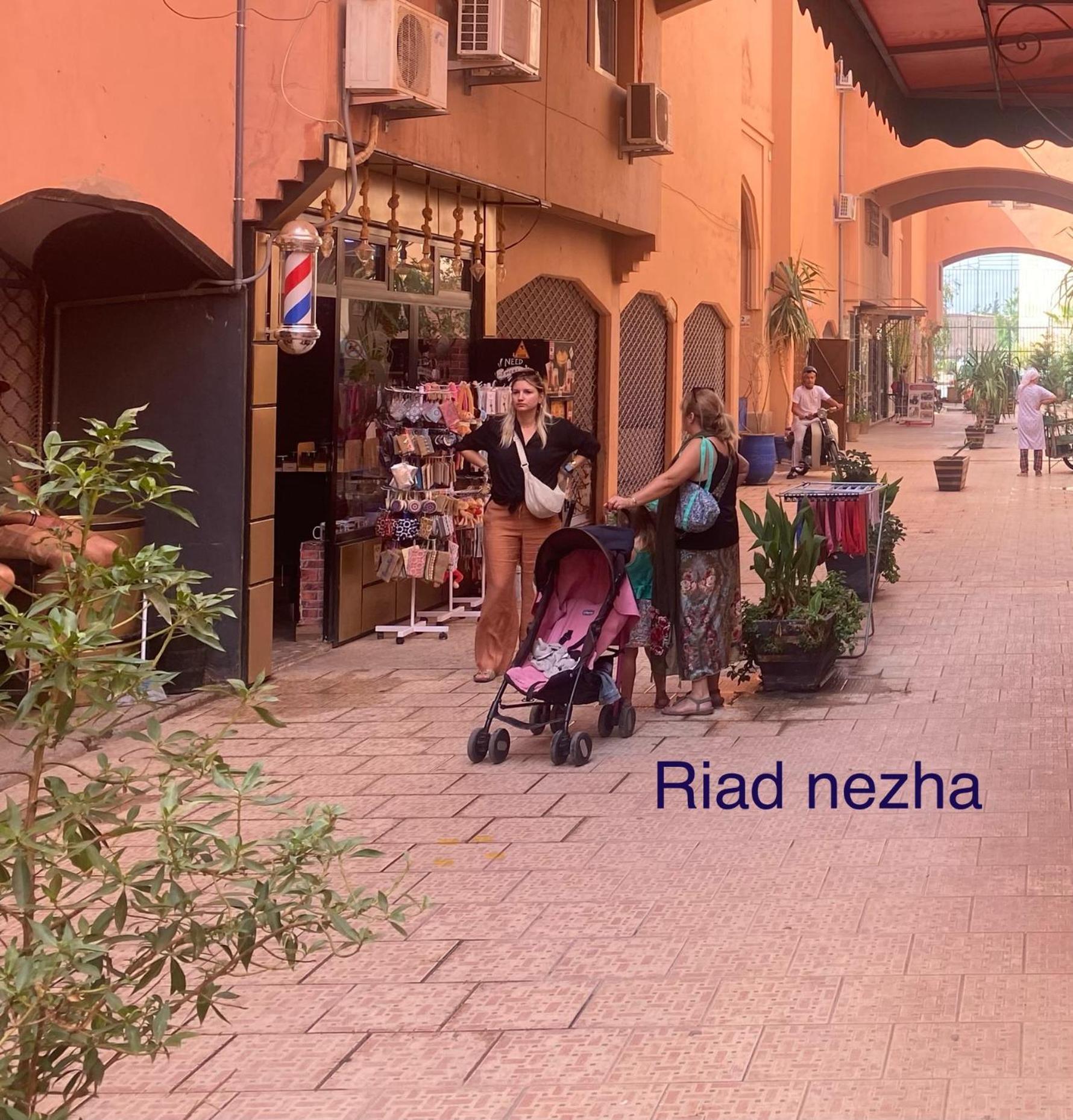 Riad Nezha Avec Jacuzzi Et 3 Piscines Au Coeur De Marrakesh Eksteriør bilde